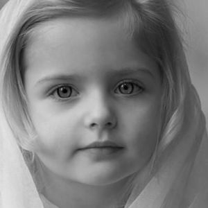 Meet your Posher, Priya